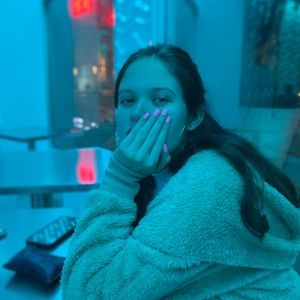 Meet your Posher, Mya